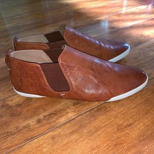 Frye - Melanie slip on